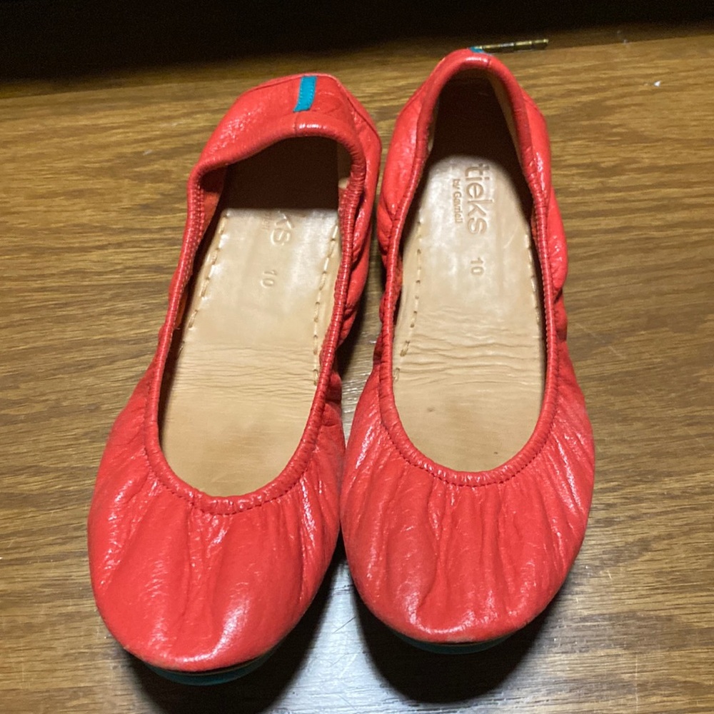 Ballet flats